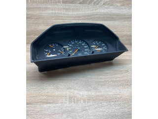 Přístrojová deska  Mercedes-Benz E W124 1993 1244407911, 110008652041  