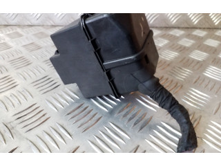 Блок предохранителей 7N0937311   Volkswagen Sharan    