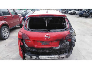 Блок управления двигателя 55579443, 2757001190   Opel Astra J