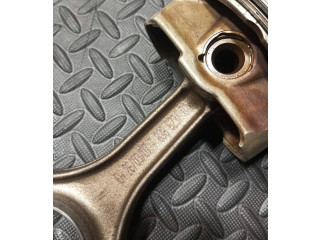 Píst 7838623   BMW M5    S85 B50AA 