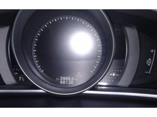 Панель приборов 36011405, 31433515   Volvo V40       