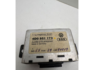 Pojistková skříňka Блок управления сигнализации 4D0951173   Audi A8 S8 D2 4D 1995