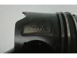Píst    Mercedes-Benz ML W164     