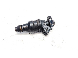Vstřikovač 3531022010, 9250930006   Hyundai Pony  pro benzínový motor 1.5  