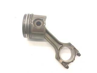 Píst    BMW 3 E46  pro naftový motor 2.0 m47 