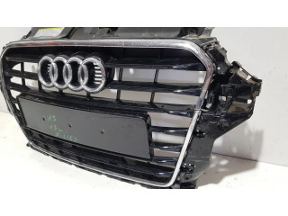 Передняя решётка Audi A3 S3 8V 2013-2019 года 8V3853651      