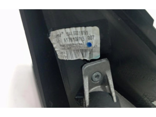 Zpětné zrcátko  Mercedes-Benz A W176 2013  A1768100116  
