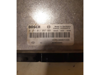 Řídící jednotka 30630418, 0281011087   Volvo S40, V40 2003