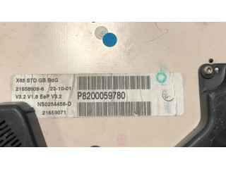 Přístrojová deska  Renault Clio II 2001 P8200059780, 21658909  