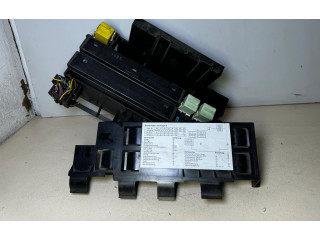   Pojistková skříňka 61131378539, 1378539   BMW 5 E34 1994