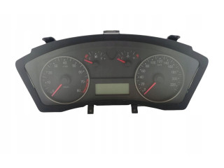 Панель приборов    Fiat Stilo       