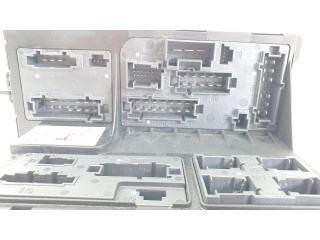 Блок предохранителей 2115453901   Mercedes-Benz E W211    