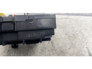 Pojistková skříňka Řídící jednotka BSM 9807028780   Peugeot 308 2011