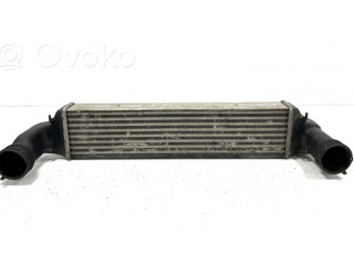 Интеркулер  77897930, 7789793   BMW X3 E83 2.0