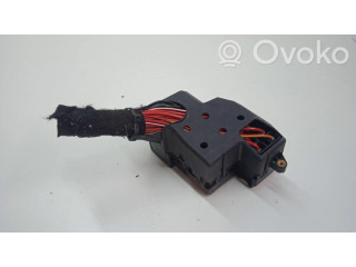 Блок предохранителей 7P0941828C   Volkswagen Touareg II    