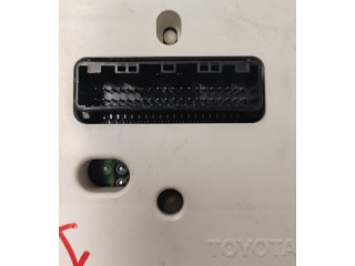 Přístrojová deska  Toyota RAV 4 (XA30) 2008 8380042D03  