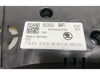 Přístrojová deska  Skoda Octavia Mk3 (5E) 2014 5E0920941  