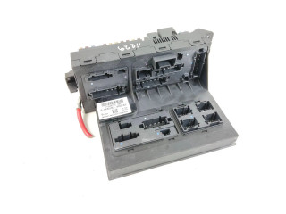 Блок предохранителей 2115457301   Mercedes-Benz CLS C219    