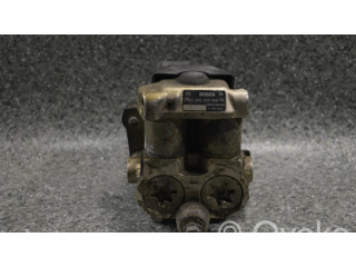 Jednotka ABS 0265200040   BMW 3 E30 1992
