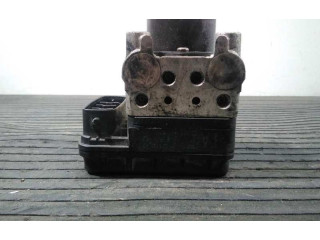 Jednotka ABS 4451042070, 1338000010   Toyota RAV 4 (XA10) 2001