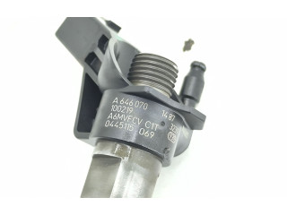 Vstřikovač a6460701487   Mercedes-Benz Vito Viano W639    646980 