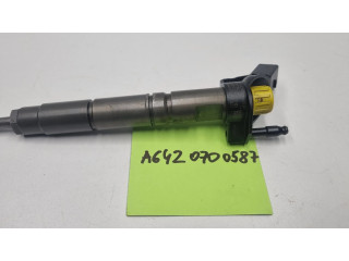 Vstřikovač A6420700587, 6420700587   Mercedes-Benz ML W164  pro naftový motor 3.0  