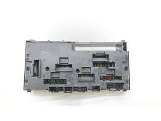   Pojistková skříňka 9210861   BMW 7 F01 F02 F03 F04 2010