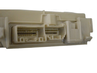Блок комфорта 8267030250   Lexus GS 300 350 430 450H   