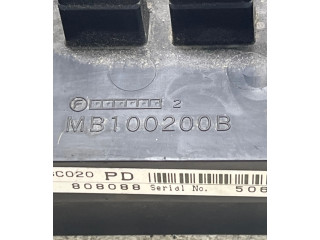   Pojistková skříňka MB100200B   Subaru Forester SH 2010