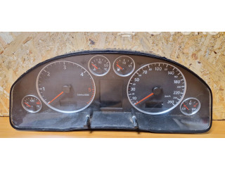 Панель приборов 110080128   Audi A6 S6 C6 4F       