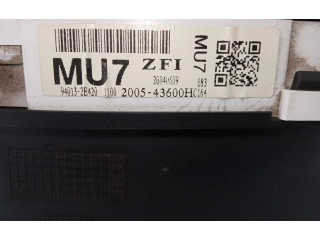Přístrojová deska  Hyundai Tucson JM 2006 940132E420  
