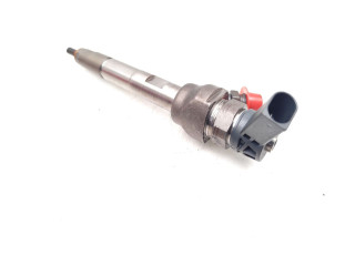 Vstřikovač 0445110613, 8514146   Toyota Avensis T270    2WW 