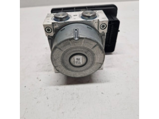 Jednotka ABS 6875559, 28515741103   BMW 3 F30 F35 F31 2014