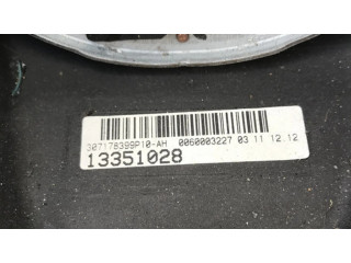 Volant Opel Astra J 2012 13351028  