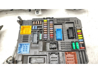 Комплект блоков управления 9818035080, 9831983280   Peugeot Traveller
