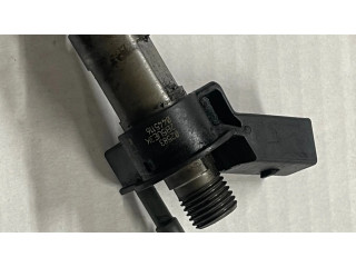 Vstřikovač 780542802   BMW 3 E90 E91  pro naftový motor 2.0  