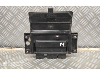 Řídící jednotka 8200426446, 8200334419   Nissan Micra C+C 2005