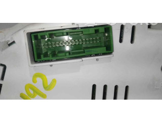 Панель приборов YAC500445   Land Rover Range Rover Sport L320       