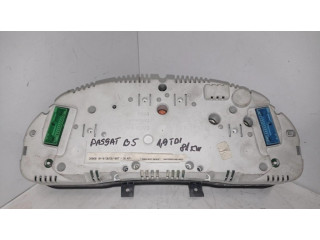 Панель приборов 09051969906   Volkswagen PASSAT B5       