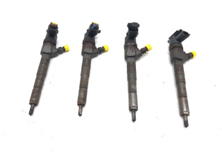 Vstřikovač 0445110327   Opel Zafira C     
