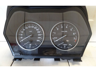 Přístrojová deska  BMW 2 F45 2015 17649411, 9295445  
