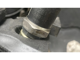 Vstřikovací lišta 0281002475   BMW 5 E39  pro naftový motor 2.5  