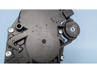 Моторчик заднего дворника 3M51R17K441AE, 0390201823    Ford Focus C-MAX