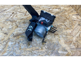 Jednotka ABS 5A7F7F4   BMW 1 F40 2019