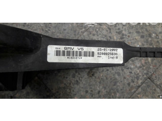Вентилятор радиатора     8200025636    Renault Vel Satis 
