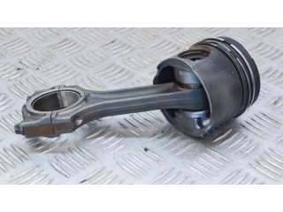 Píst    BMW 5 E39  pro naftový motor 2.5 M57 D25 (256D1) 