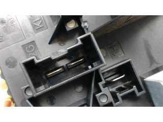   Pojistková skříňka 016706581, A0025422619   Mercedes-Benz E W212 2010