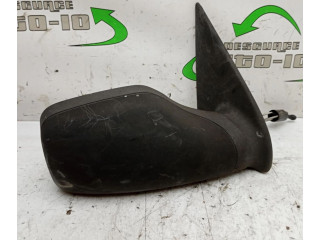 Zpětné zrcátko  Peugeot 106     