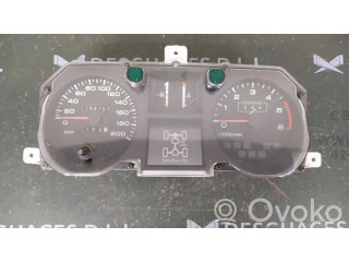 Панель приборов MR233354   Mitsubishi Montero       