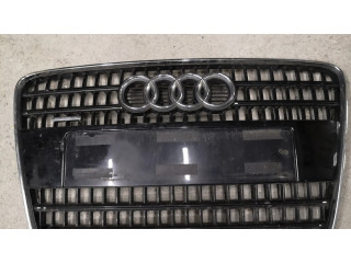 Верхняя решётка Audi Q7 4L 2005-2015 года 4L0853651      